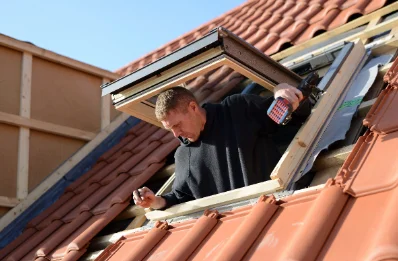Pose de fenêtres de toit Velux à Pérassay